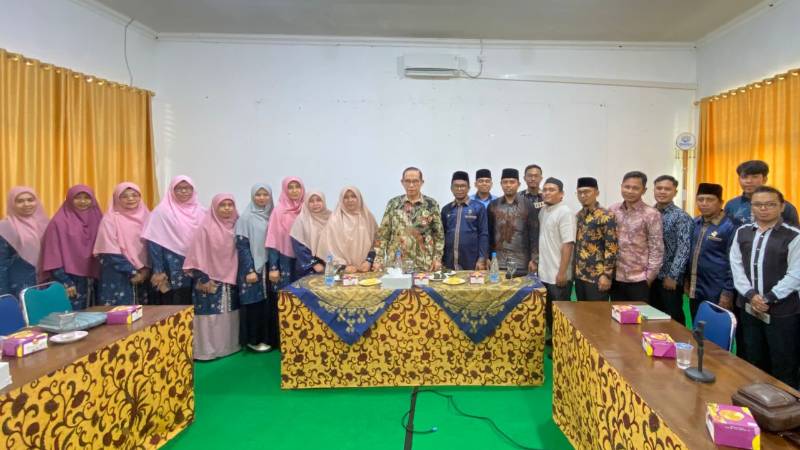 Guncang Semangat Akademik, Prof. Ahmad Thib Raya Minta Dosen IDAQU Segera Raih Gelar Doktor