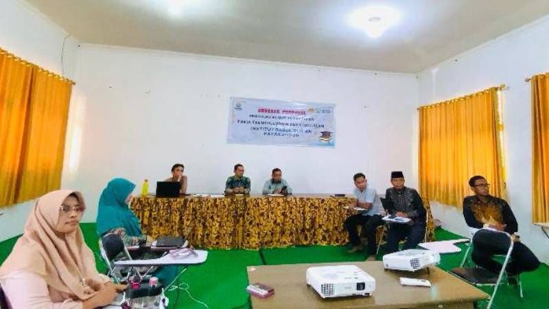 Pimpin Rapat Akreditasi Prodi SI, Marwit Irianto Tekankan Kolaborasi Dosen dan Tendik IDAQU Payakumbuh"